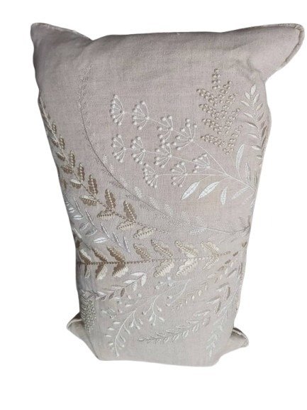 Cushion (x3)